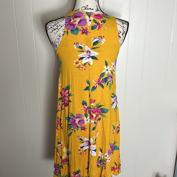 Old Navy Floral Shift Tank Dress - Picture 5 of 5